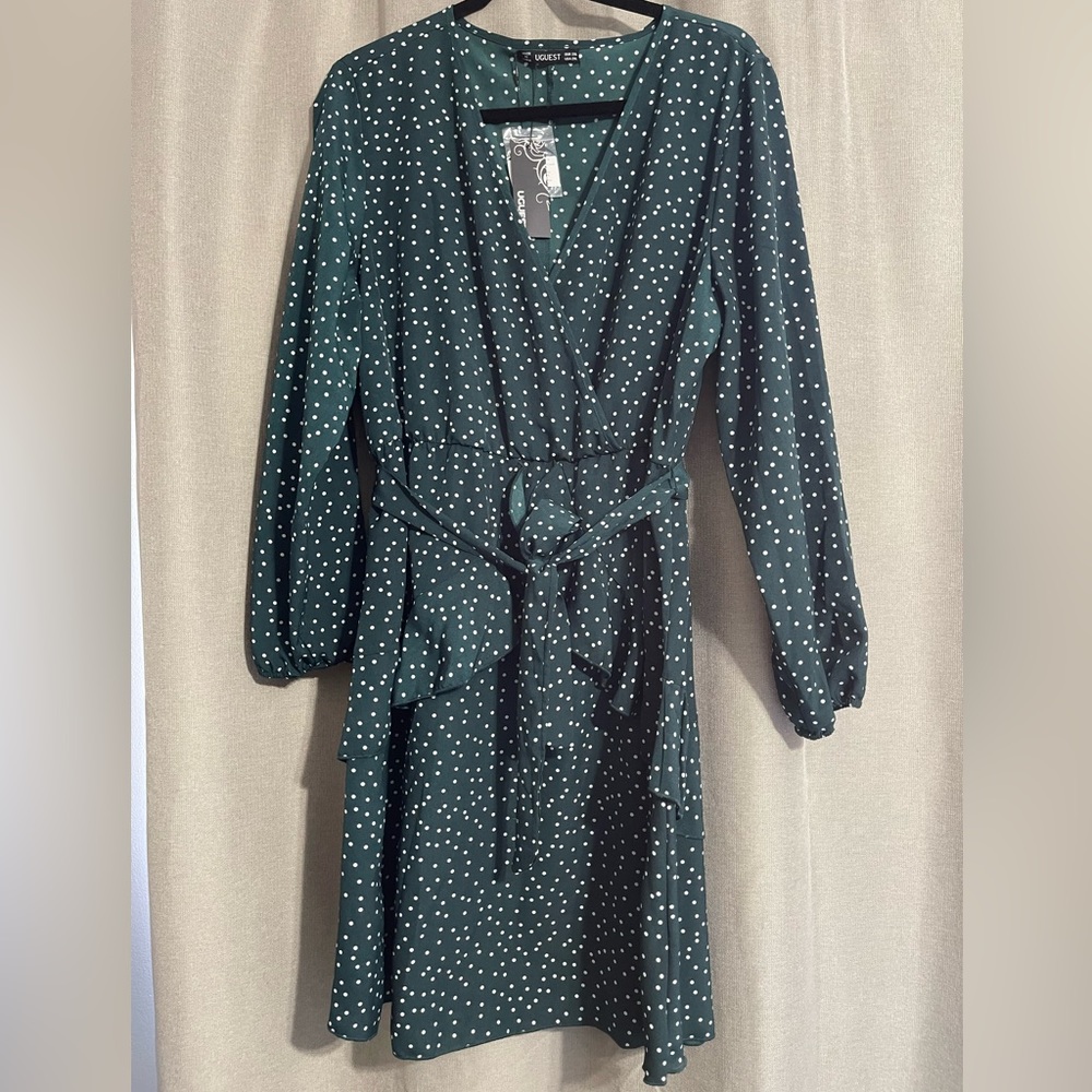 ••SOLD••NEW Green Dot Dress